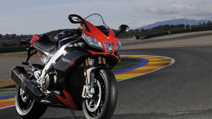 Aprilia RSV4 in Red on Road Front Pose